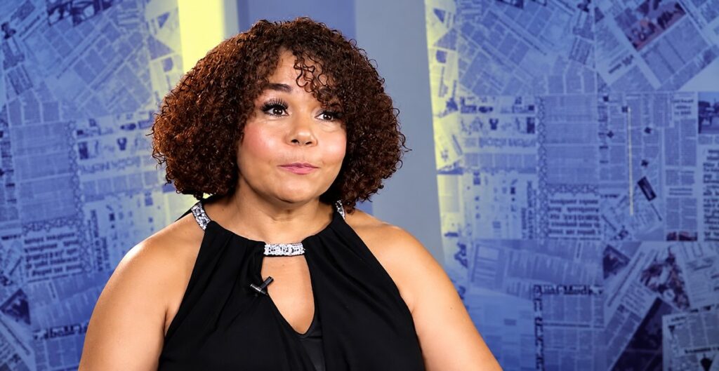 Alofoke responde con un video de burla a Cheddy García tras su denuncia de «terrorismo digital» en Nuria La comediante Cheddy García durante su entrevista en el programa de Nuria Piera
