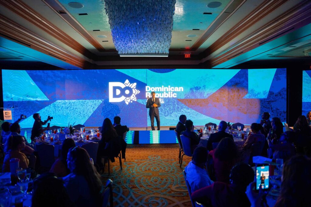 David Collado presenta la estrategia de promoción turística de RD en Houston